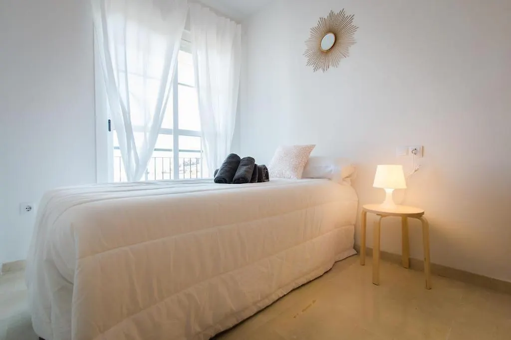 Benalmadena Costa, 2 Habitaciones, Terraza, Luminoso, Wifi Y Parking 0*,